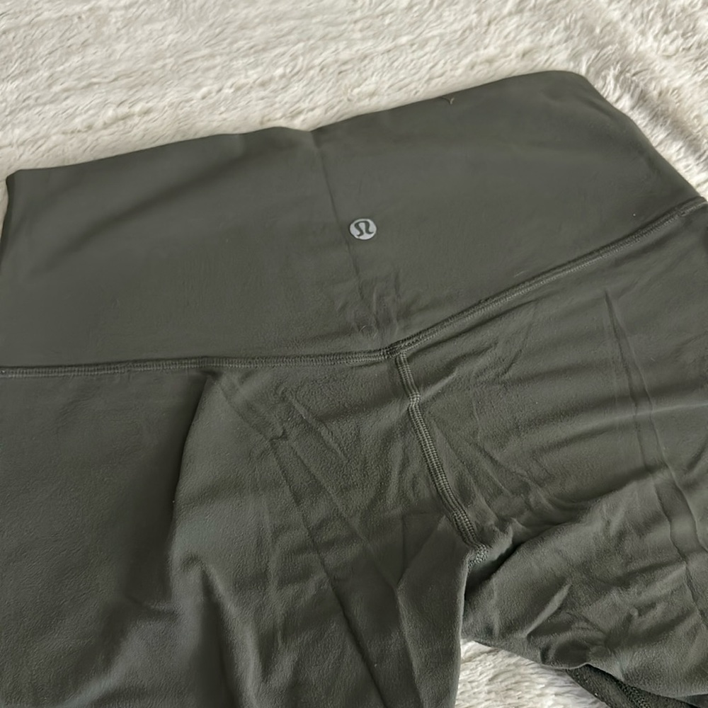 Lululemon leggings